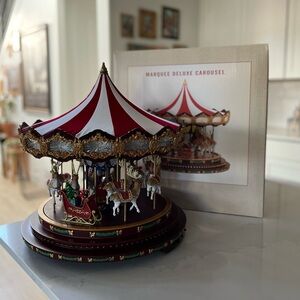 Marquee Deluxe Carousel With Box - Cracker Barrel